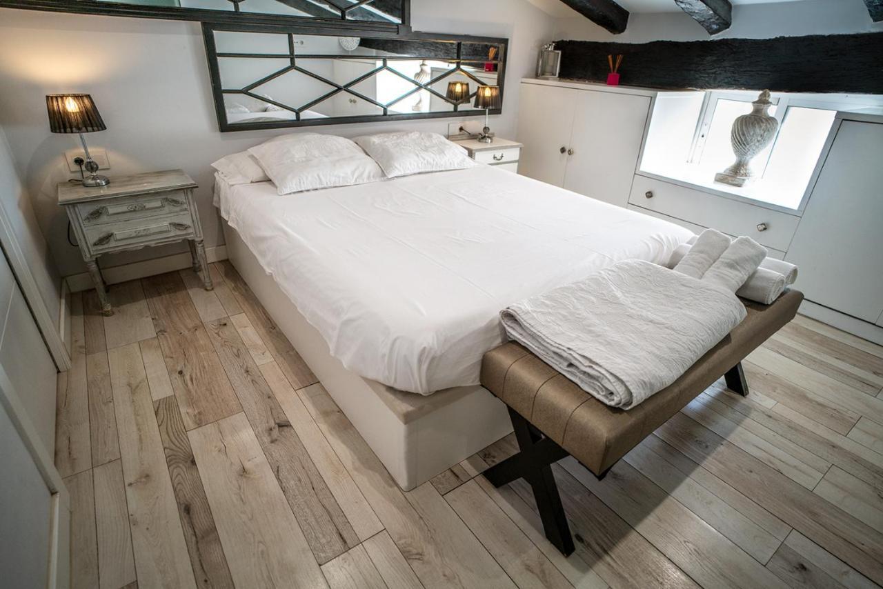 Atico Con Terraza Y Jacuzzi En El Centro Leilighet Valencia Rom bilde